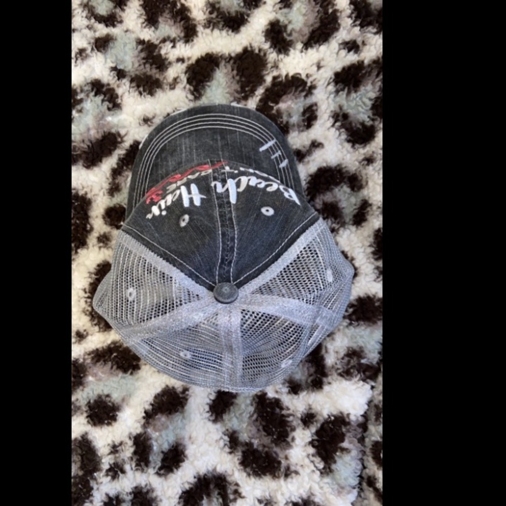 Trucker hat - Picture 2 of 3